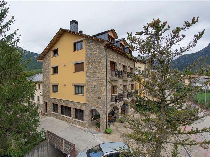 Hotel Los Nogales Campo  Exterior photo