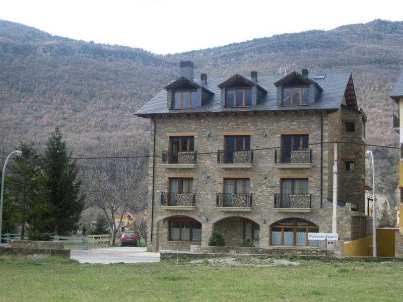 Hotel Los Nogales Campo  Exterior photo