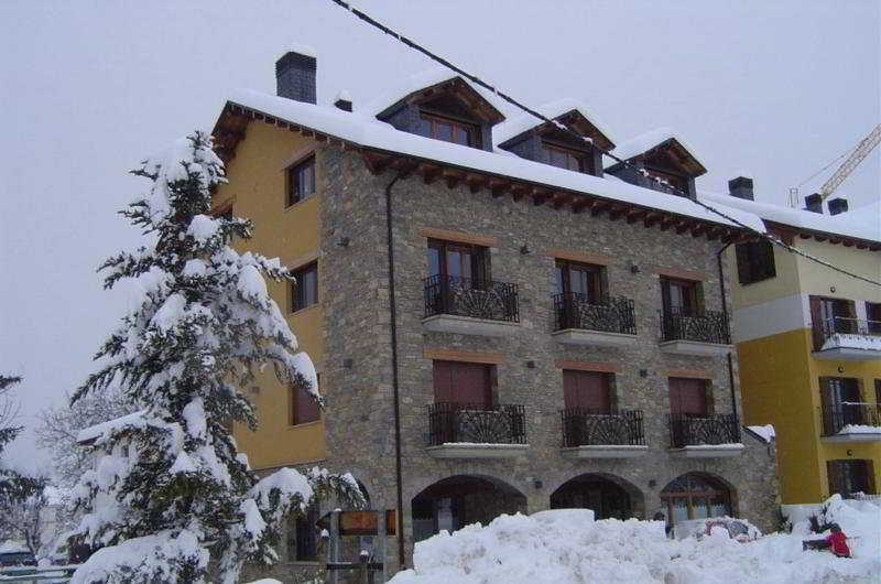 Hotel Los Nogales Campo  Exterior photo